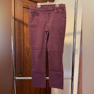 Gloria Vanderbilt, wine colored, stretchy jeans, size 12.